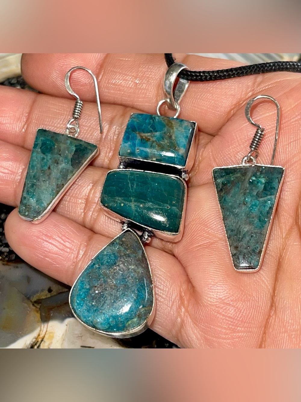 Blue Apatite Pendant & Earrings Set - Picture 5 of 17